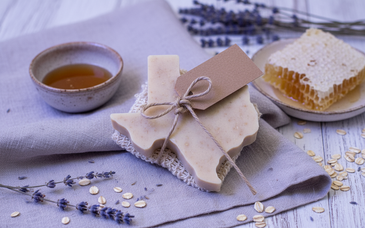 Goat's Milk Soap with Honey, Oatmeal & Lavender product image